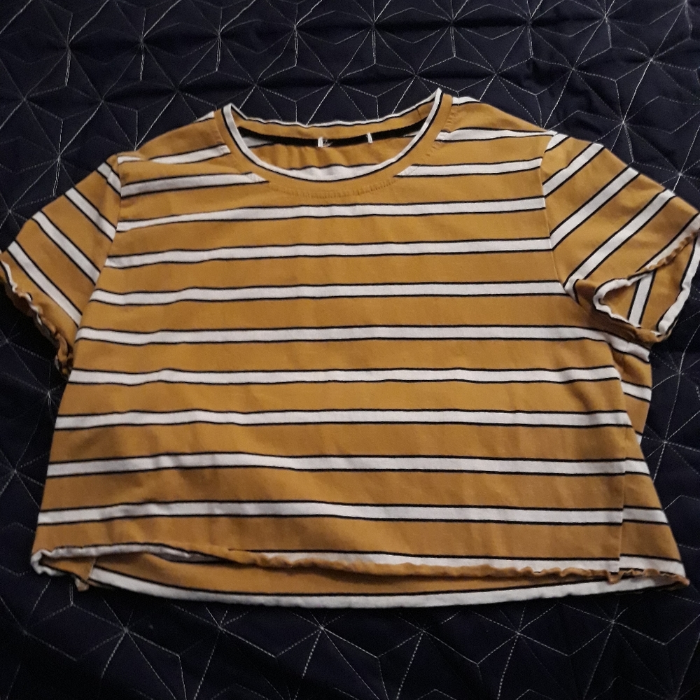 Yellow stripped crop top